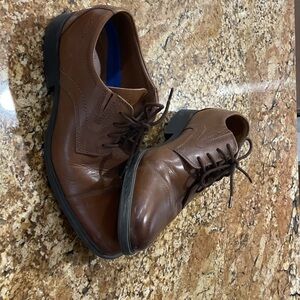 Clarks Brown Leather Lace-Up Oxfords